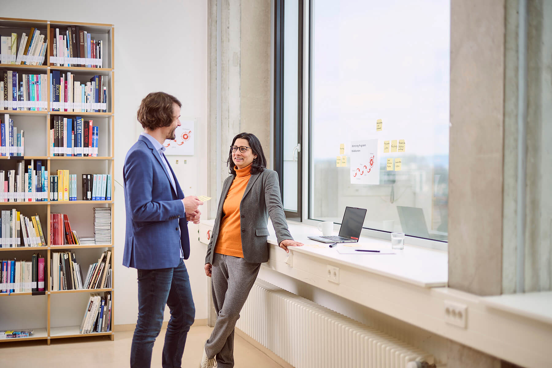 Mann und Frau im Dialog