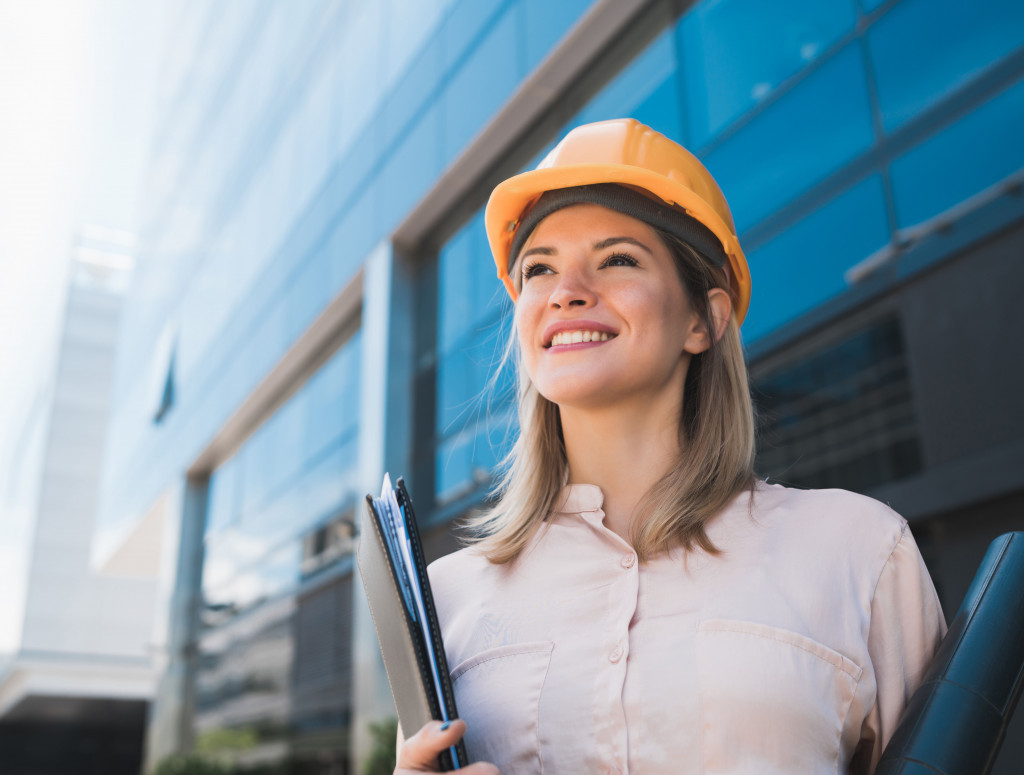 MBA Unternehmensführung Bau - Hauptbild Studentin
