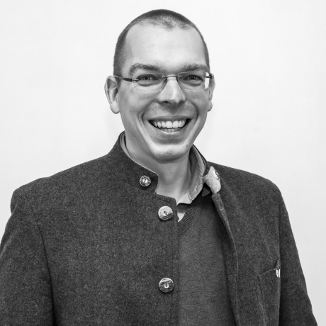 Prof. Patrik Aondio